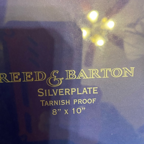 Reed & Barton tarnish free silver 8x10 plated pictures frame NIB - Picture 3 of 12
